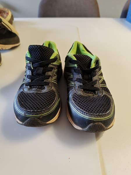 Lenkkarit koko 28 Lieto – foto 1