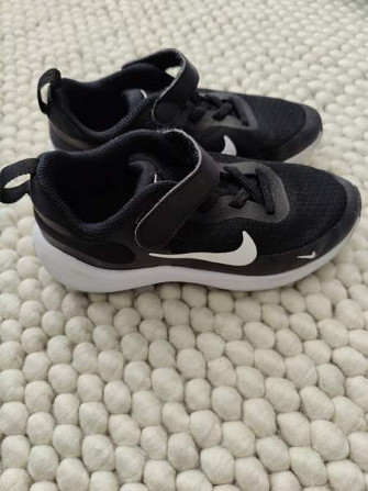 Nike revolution 7 lasten lenkkarit, koko 28,5 Helsinki – foto 1