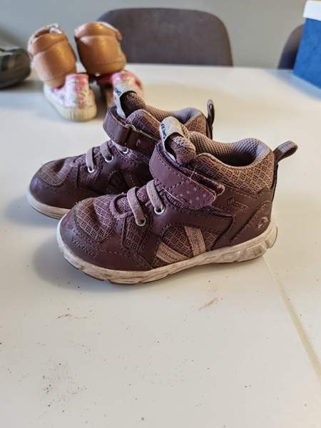 Vikingin välikausikengät koko 23 Lieto - valokuva 2