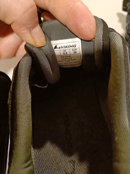 Myydään viking kengät Lohja - valokuva 1