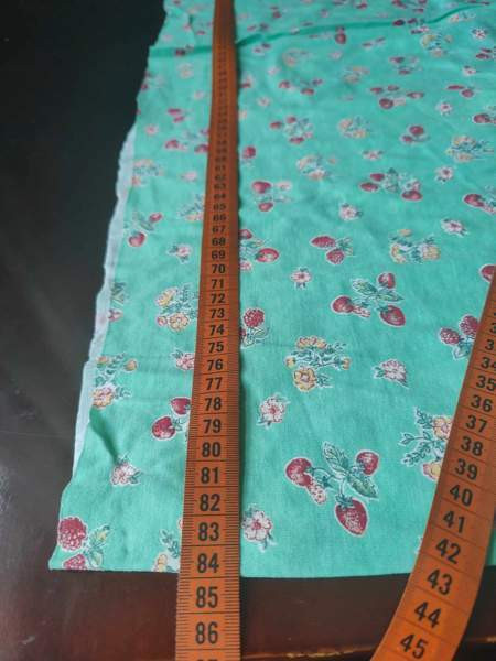 Trikookangaspala mansikka kuviolla 107 x 168 cm, Hki-Klaukkala 5 euroa Helsinki - photo 3