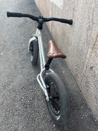 Early Rider potkupyörä / balance bike Helsinki - valokuva 2
