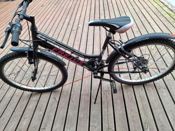 Tyttöjen 24 tuumainen vaihdepyörä Nivala - изображение 3