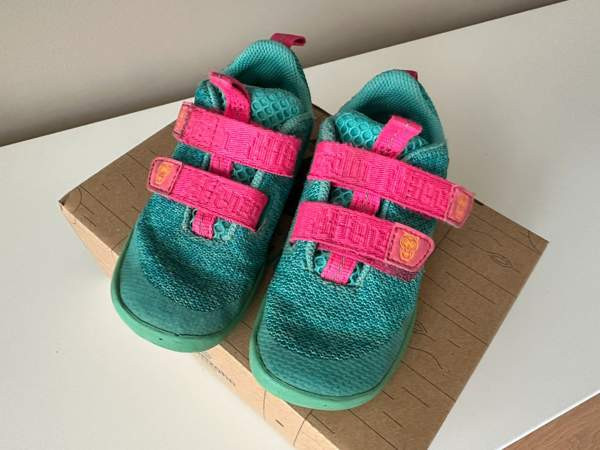 Affenzahn paljasjalkalenkkarit happy knit 25 Оулу - изображение 3