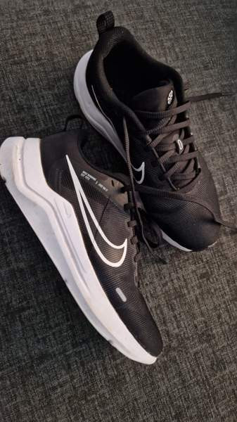 Nike juoksukengät Nurmijärvi - valokuva 1