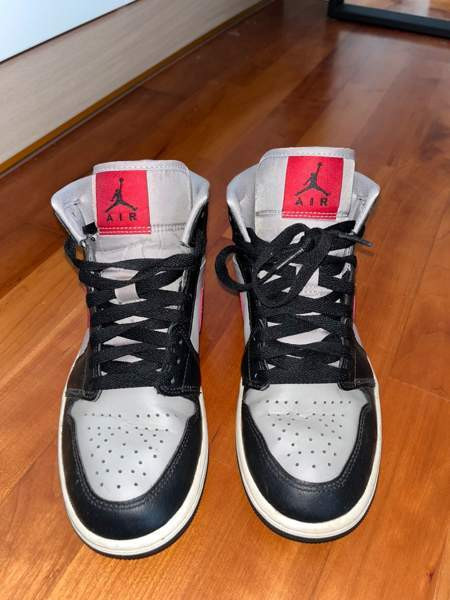 Nike Air Jordan 1 Mid kengät Oulu - valokuva 4