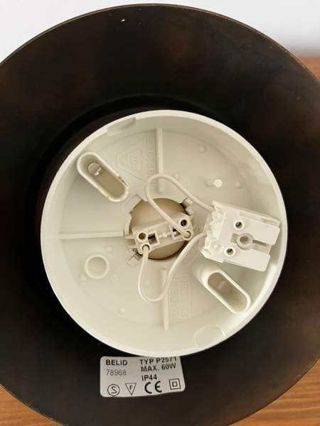 Kattovalaisin - huurrelasi ja messinki Турку - изображение 3