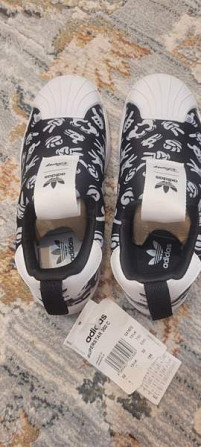 Uudet adidas lenkkarit Helsinki – foto 2