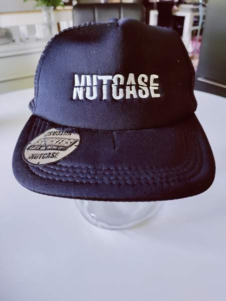 Lippalakki Nokia - valokuva 1