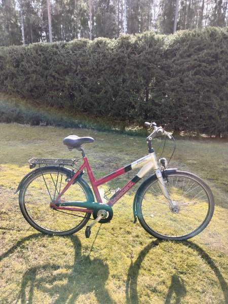 Crescent Street Rusko – foto 1