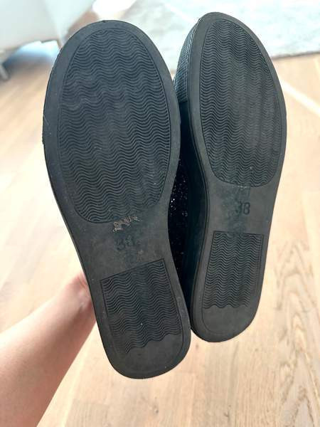 LAURA BIAGIOTTI mustat kimalle lenkkarit koko 38 Vantaa – foto 3