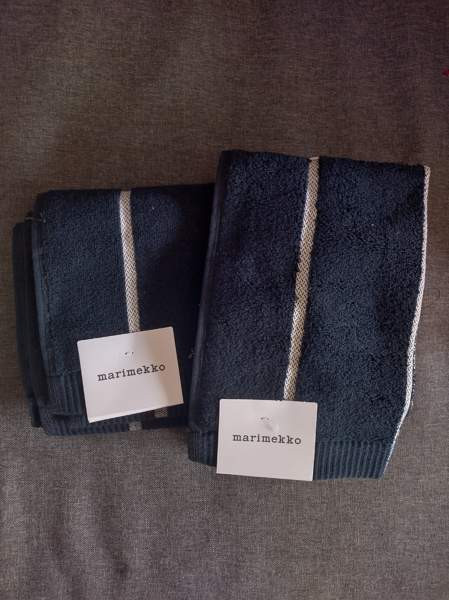 Marimekko Tiiliskivi vieraspyyhe ja käsipyyhe Kouvola - valokuva 1