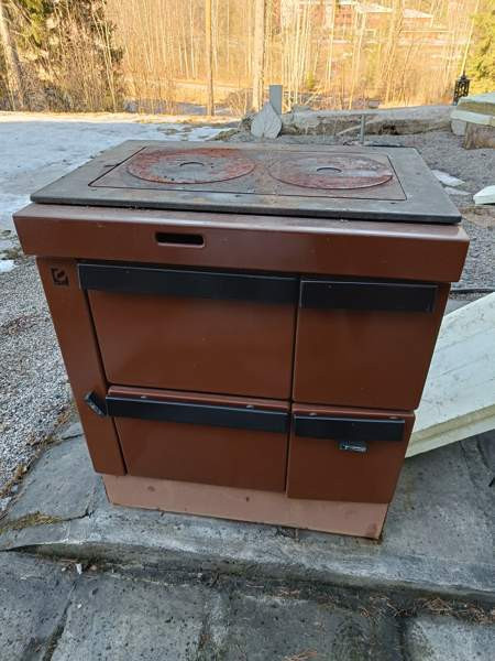 Puuhella Leino Jyvaeskylae – foto 1