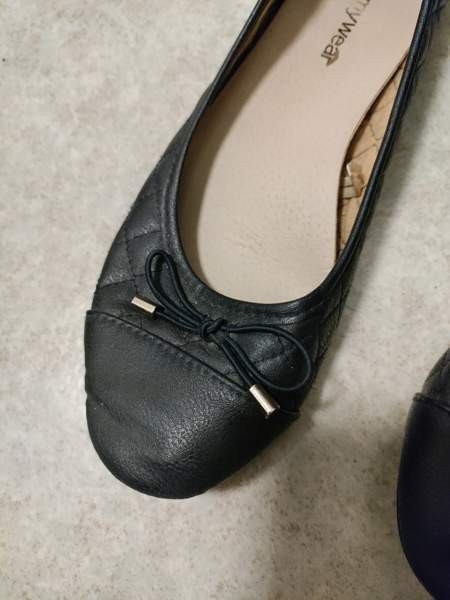 Tumman siniset balleriinat Куопио - изображение 1