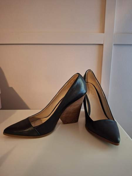 Aldo kiilakorkokengät koko 39 Jaervenpaeae – foto 4