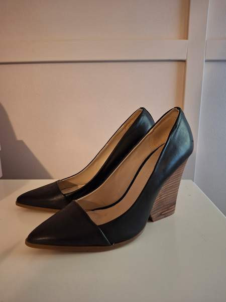 Aldo kiilakorkokengät koko 39 Jaervenpaeae – foto 1