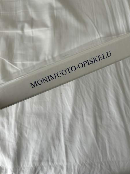 Valkoinen kansio / mappi Эспоо - изображение 5