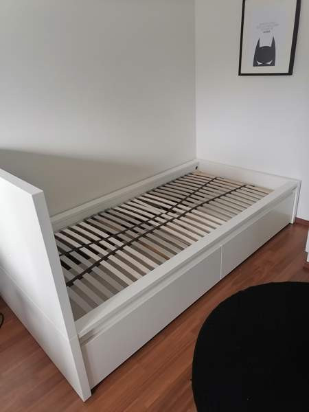 IKEA Malm sängynrunko Rovaniemi - valokuva 1