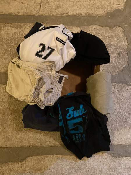 Vaatteita Teiniikä Muotitietoinen Helsinki - valokuva 1