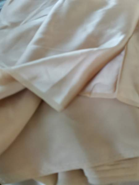 Kullanvärinen silkkikangas Espoo - valokuva 5