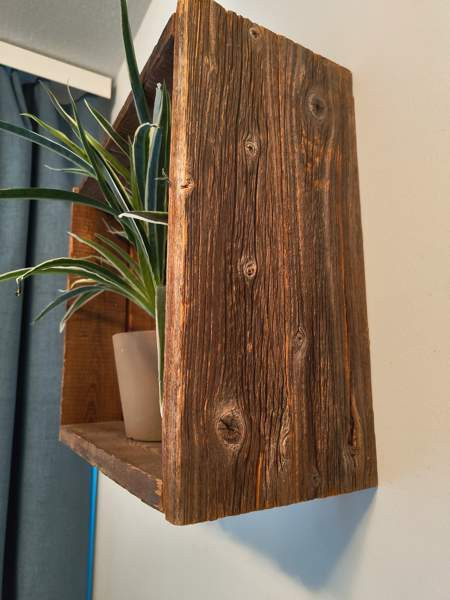 Kaksi rustiikkiseinähyllyä Raisio - photo 4