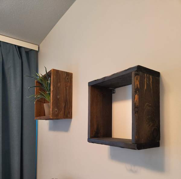 Kaksi rustiikkiseinähyllyä Raisio - photo 2