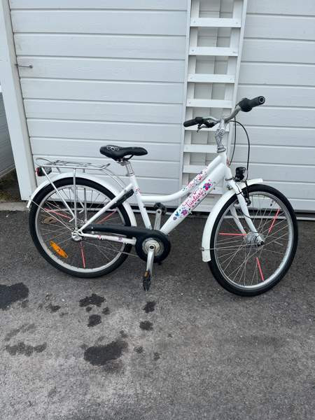 Tunturi Shine 24” + nastarenkaat Оулу - изображение 1