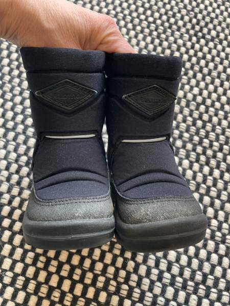 Mustat 21 siistit Kuomat / kuoma talvikengät Vantaa – foto 2