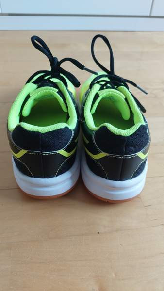 Asics sisäpelikengät Nousiainen - valokuva 2