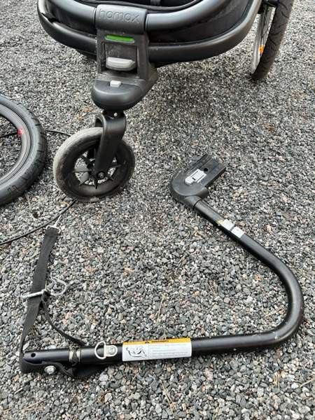 VARATTU / Hamax Outback One + juoksusetti Yloejaervi – foto 5