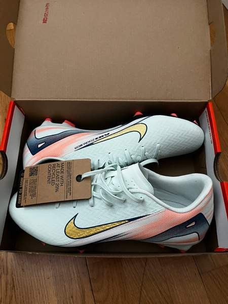 Nike nappikset koko 43 Joensuu – foto 1