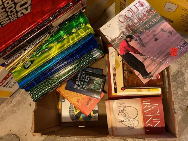 Kirjoja Nuoriso Jännitys Guiness Ruotsinkielisiä Helsinki - изображение 1