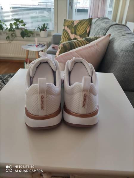 Skechers kengät 38 uusi Nokia - valokuva 3