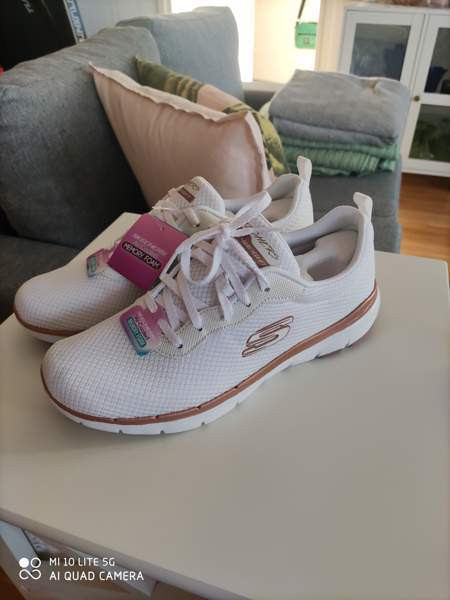 Skechers kengät 38 uusi Nokia - valokuva 1