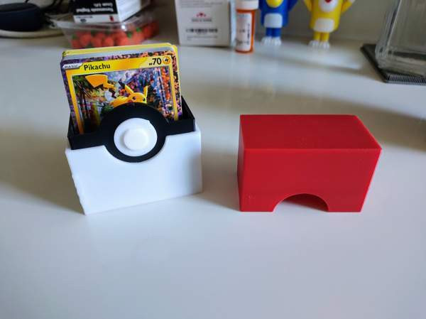 Pokemon korttiteline Uusikaupunki - valokuva 2