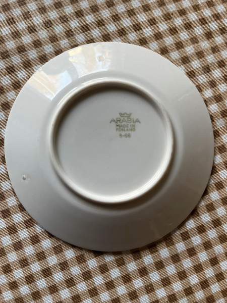 Arabia pieni aluslautanen Helsinki - valokuva 2