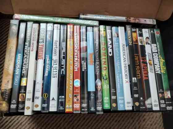 77 kpl DVD elokuvia Salo