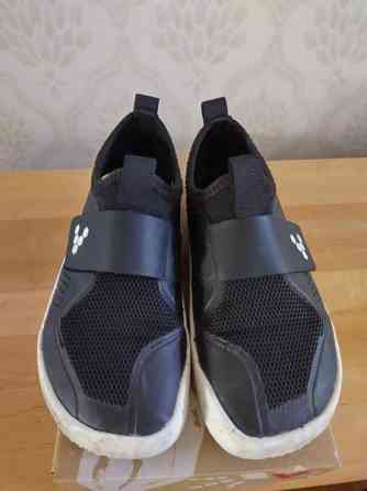 Vivobarefoot Primus Sport 30 Hollola