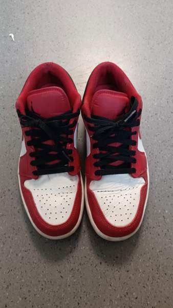 Jordan low bulls Oulu – foto 1