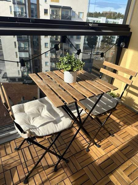 Parveke pöytä ja tuoli Tampere - valokuva 1