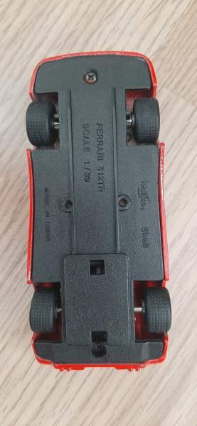 Pienoismalli autot metallia Ferrarit 3kpl Espoo - valokuva 4