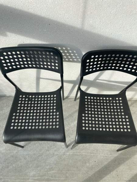 Mustat tuolit Туусула - изображение 2