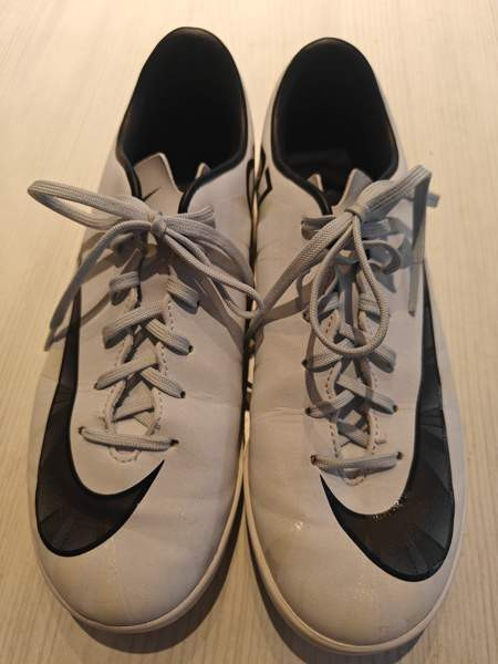 Hyväkuntoiset Nike MercurialX  CR7 jalkapallokengät Äänekoski - valokuva 1