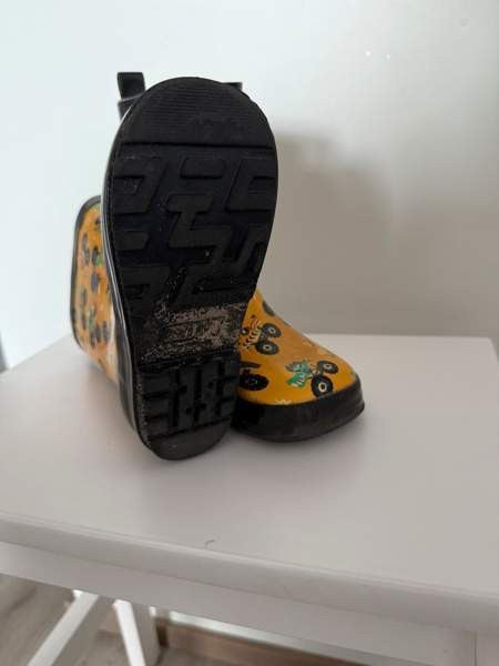 Lasten kumisaappaat koko 25 Espoo - photo 4