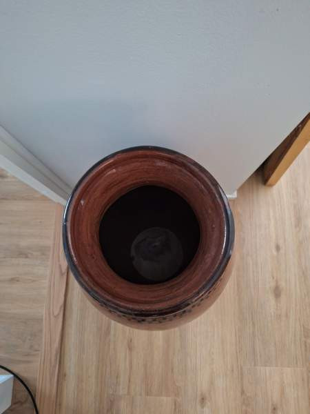 Myydään vanha saviruukku Helsinki - valokuva 2