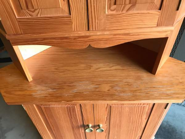 Mäntyinen kulmakaappi Salo - valokuva 4