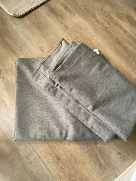 Harmaat pimennysverhot Oulu – foto 1