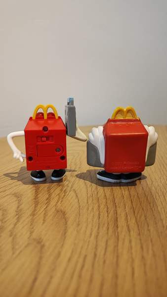 Vanhat McDonalds lelut Järvenpää - valokuva 3