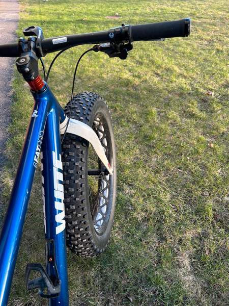 White 6 Fat Pro 19 Helsinki – foto 2