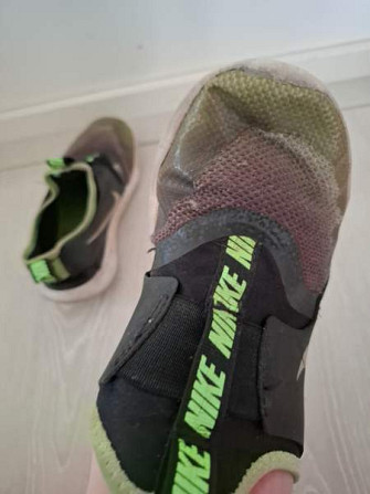Nike lenkkarit, 32 Lieto - изображение 4
